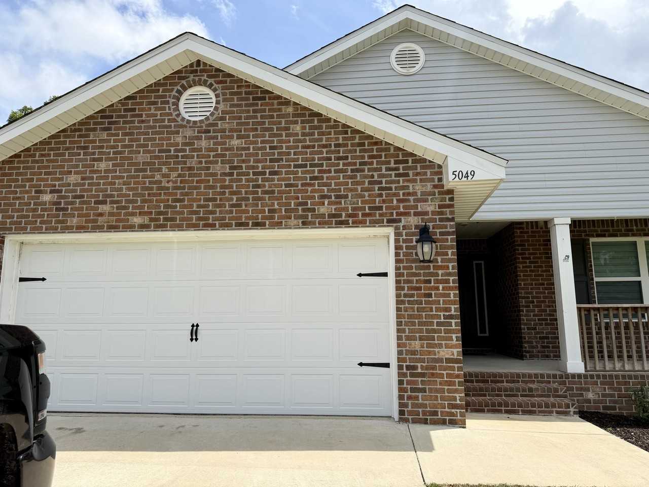 5049 Quarter Deck St #1 - Photo 2 of 34