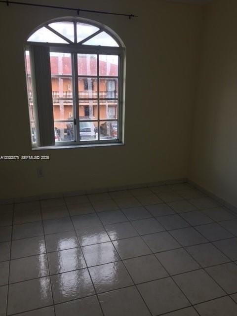 655 W 68th St #4 - Photo 2 of 3
