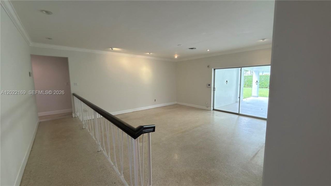 7700 Sw 52nd Ct - Photo 2 of 18