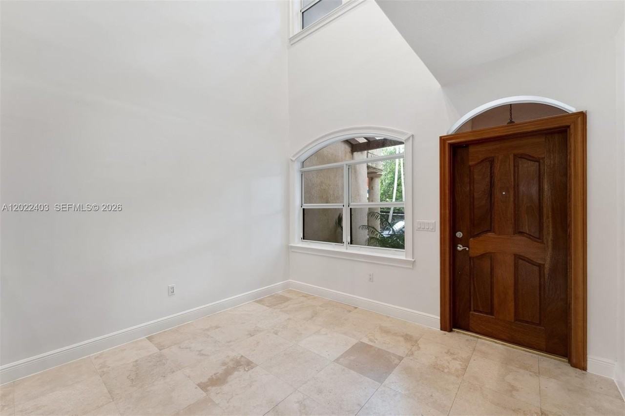 3060 Lime Ct #3060 - Photo 2 of 23