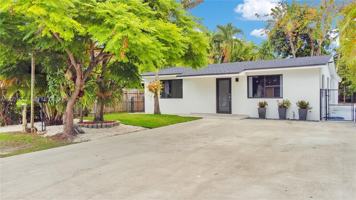featured image of 6566 Sw 35th St