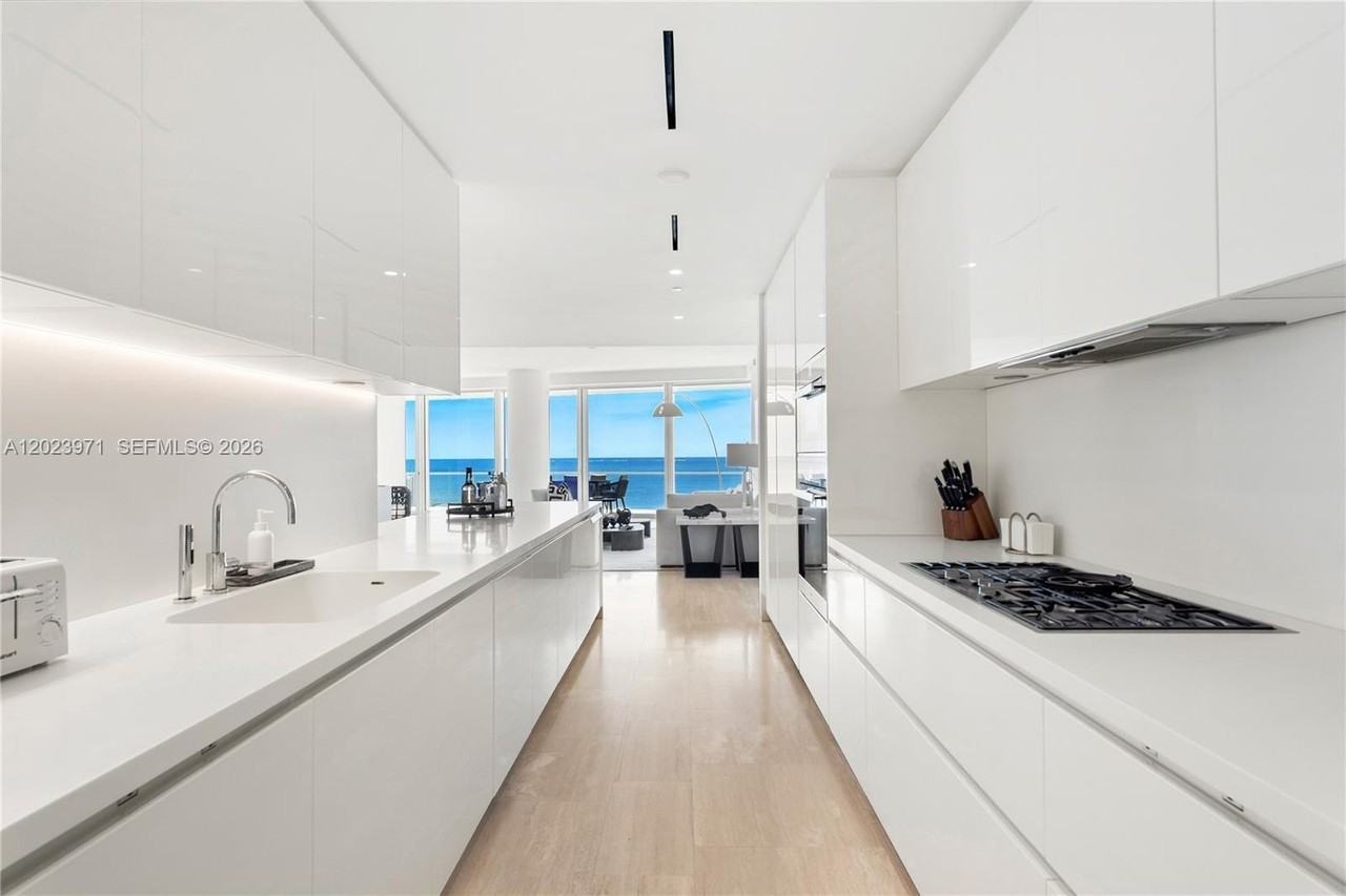 9001 Collins Ave #S509 - Photo 4 of 9