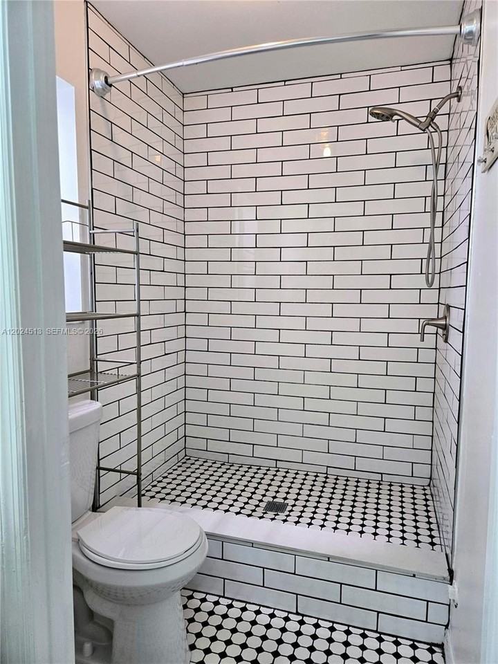 854 Sw 8th Pl - Photo 6 of 28