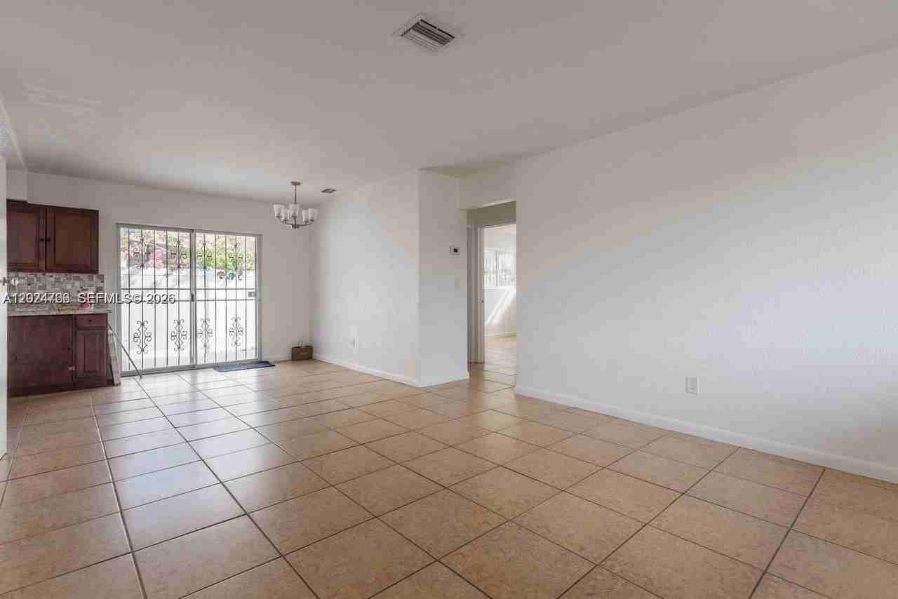 1301 Ne 153rd St #1301 - Photo 3 of 17