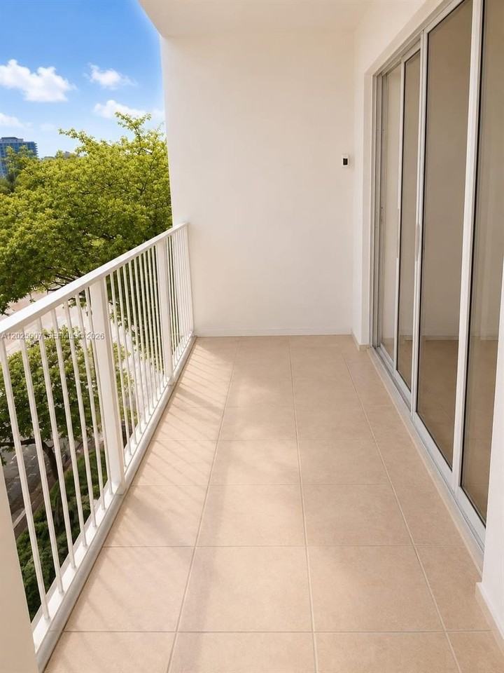 1975 Normandy Dr #406 - Photo 2 of 7