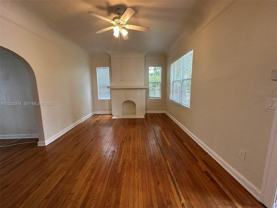 2328 Sw 17th St #1 - Photo 1 of 1