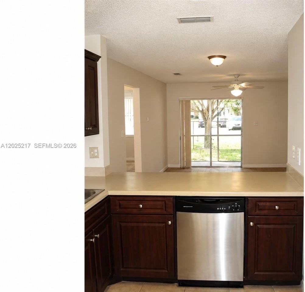 2240 Sw 81st Ave #2240 - Photo 2 of 9