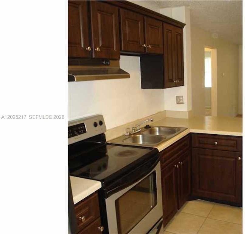 2240 Sw 81st Ave #2240 - Photo 3 of 9
