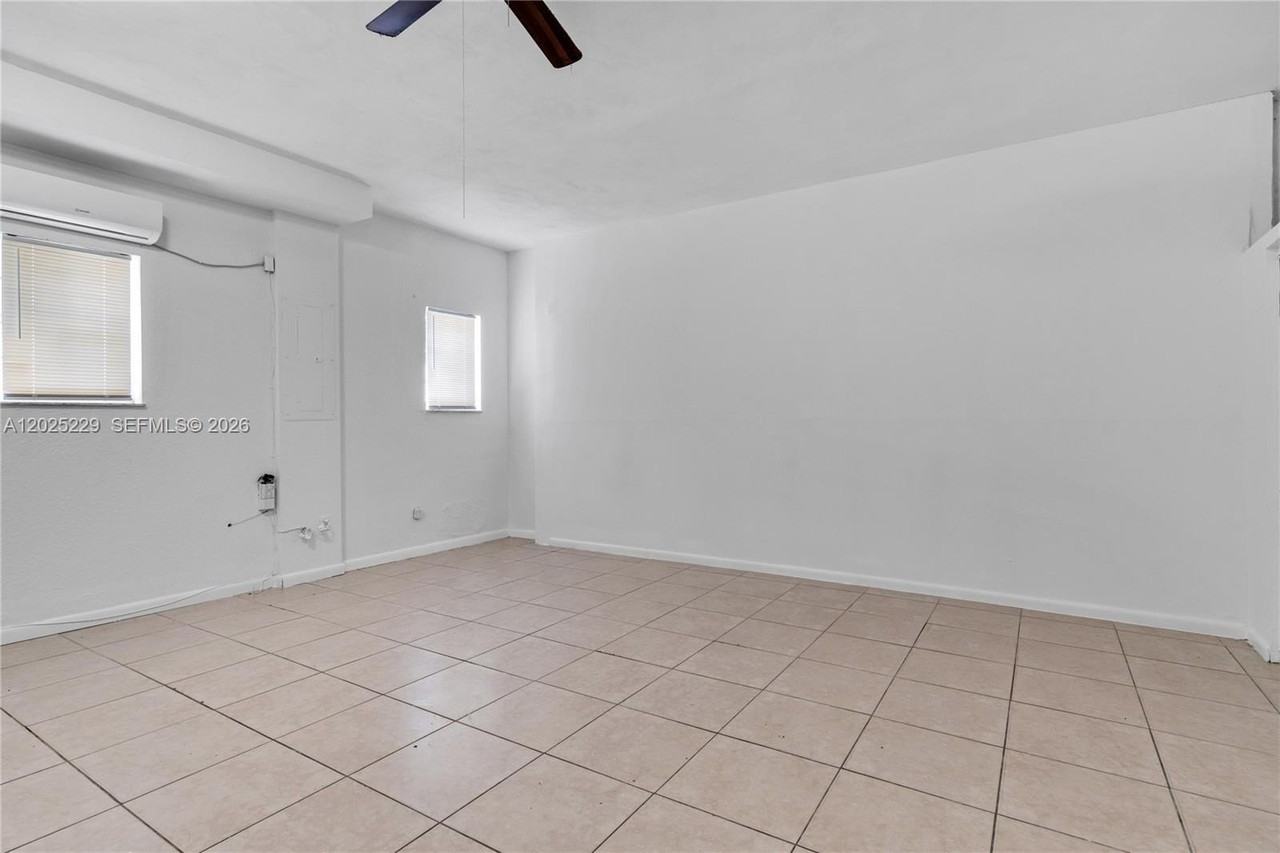 15251 Nw 89th Ave #A - Photo 2 of 3