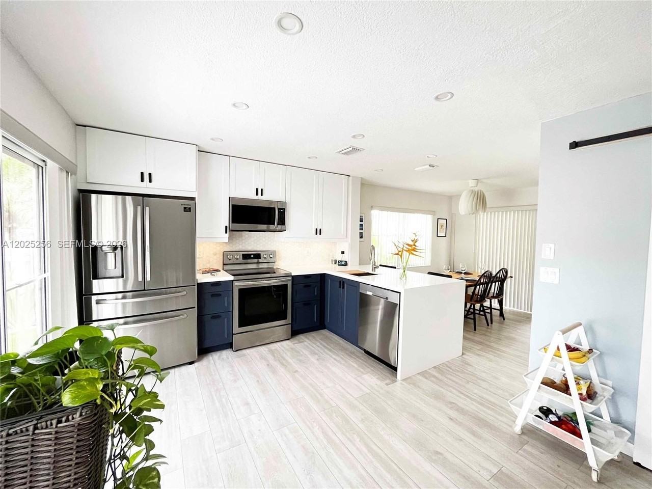 9832 Nw 9th Ct - Photo 3 of 32