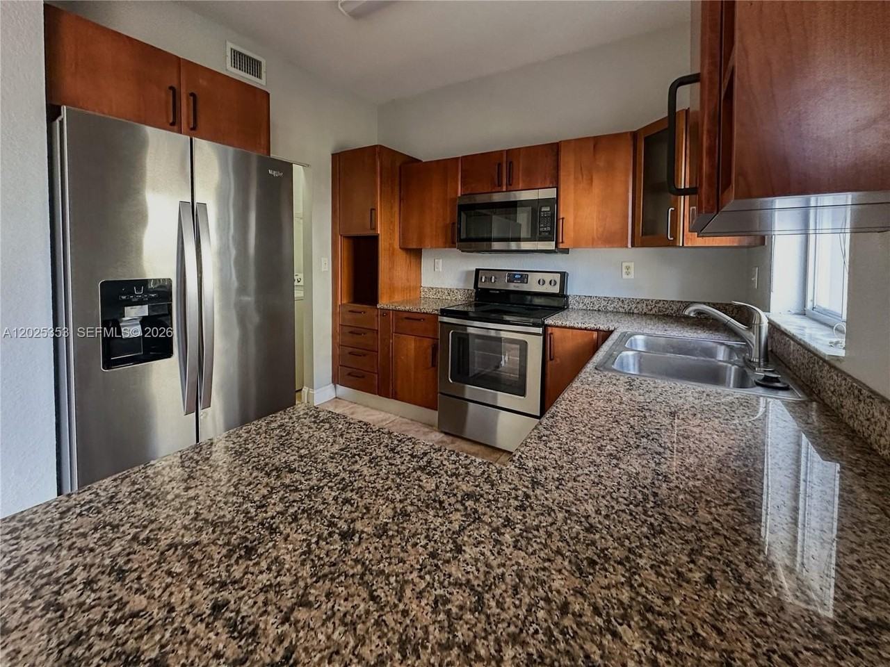 17866 Nw 74th Ct #17866 - Photo 6 of 40
