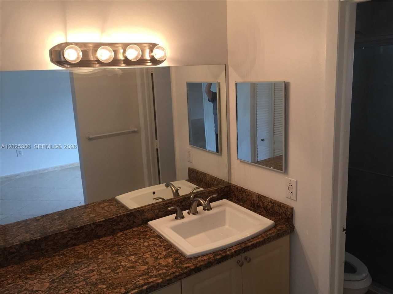 15570 Sw 76th Ln - Photo 5 of 13