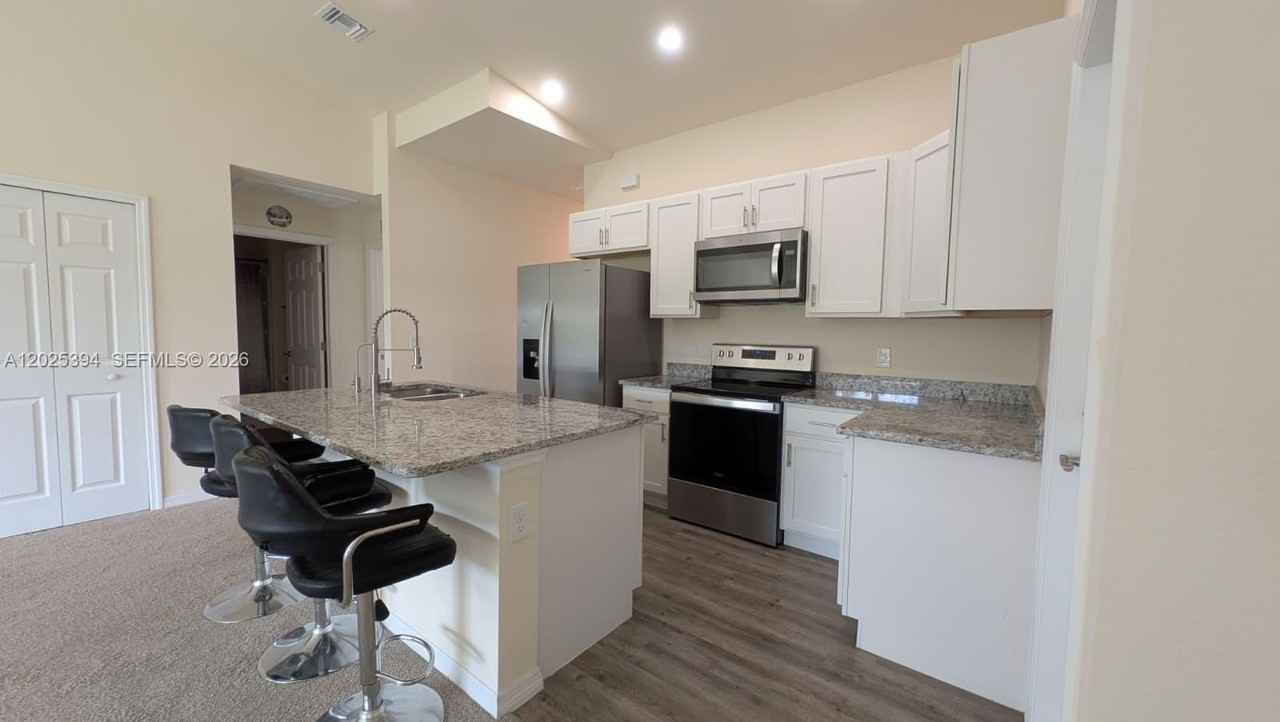9001 Penny Cir - Photo 2 of 28