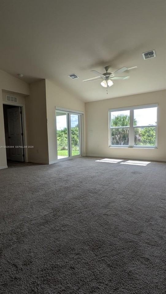 9001 Penny Cir - Photo 5 of 28