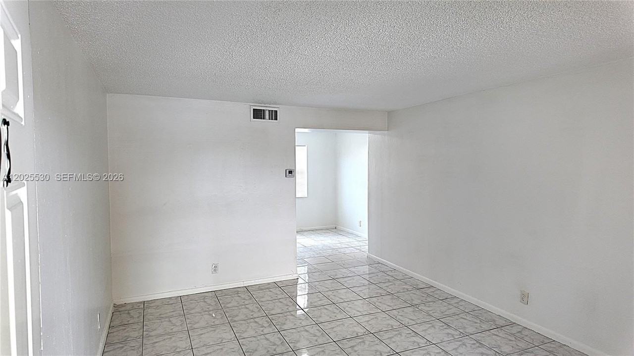 31 Se 2nd Ave #203 - Photo 3 of 12