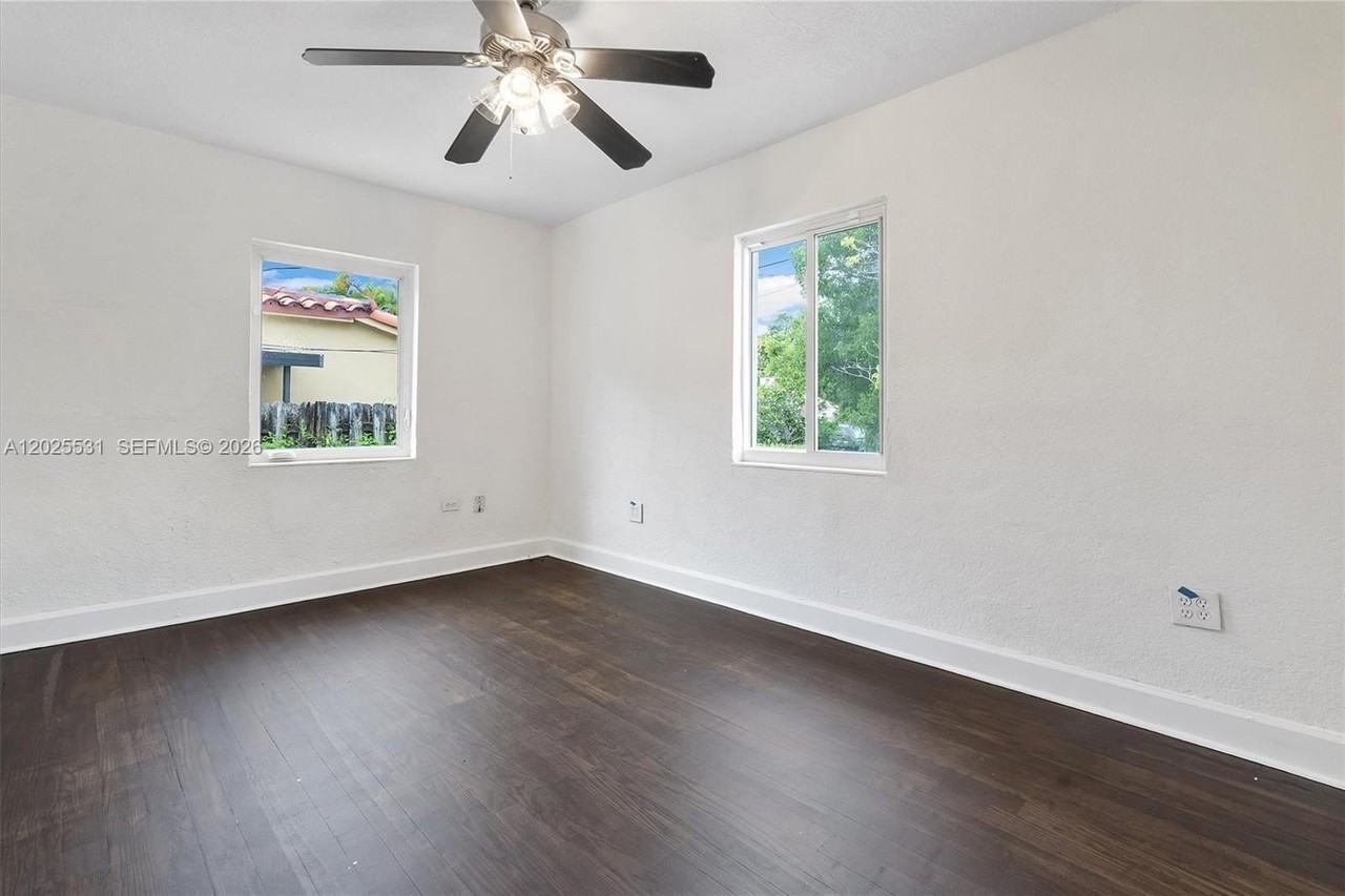 3951 Sw 2nd Ter #3951 - Photo 7 of 21