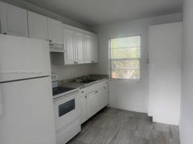 608 5th St #8 - Photo 1 of 1