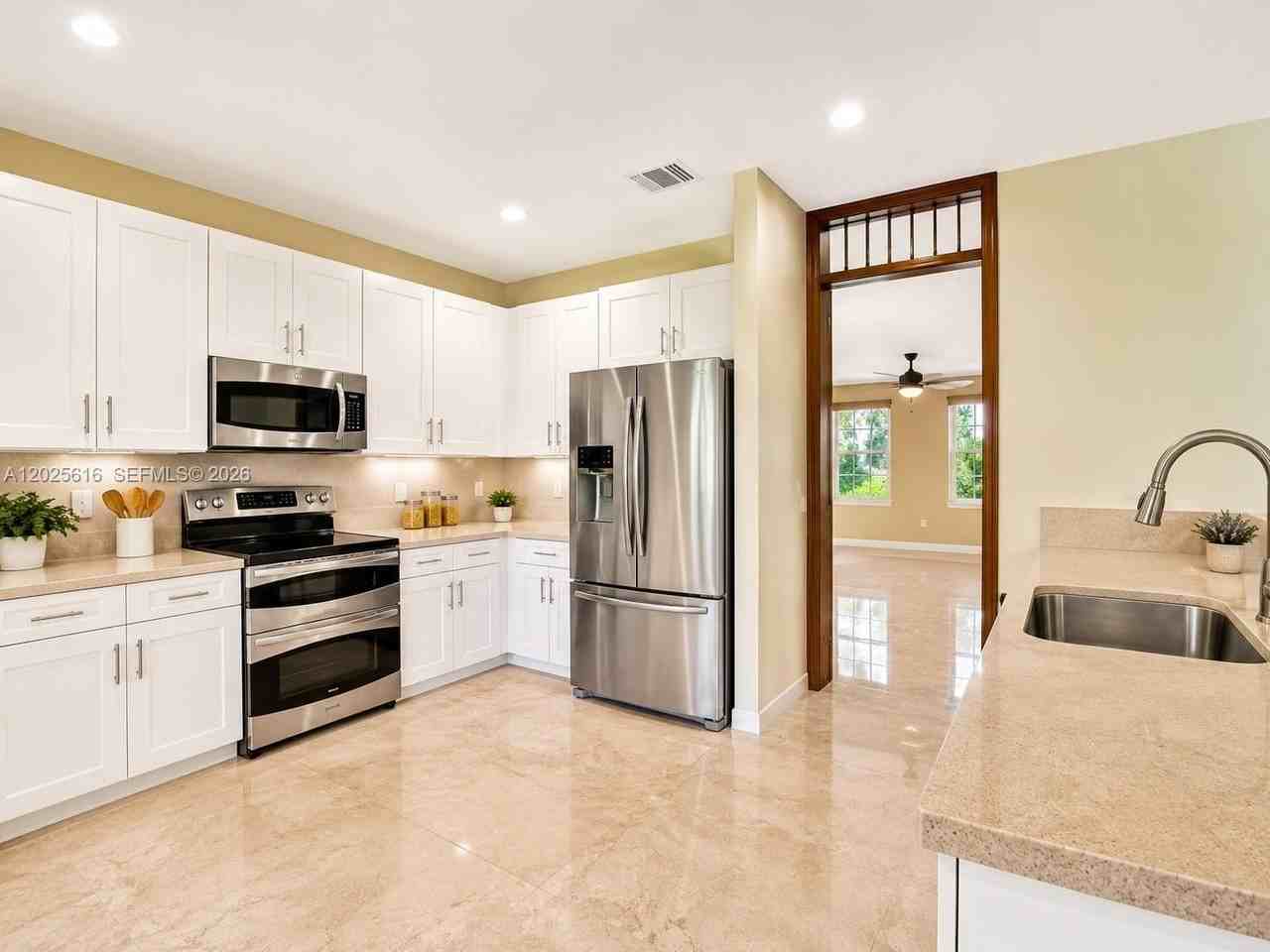 1319 Croton Ct #1 - Photo 7 of 38