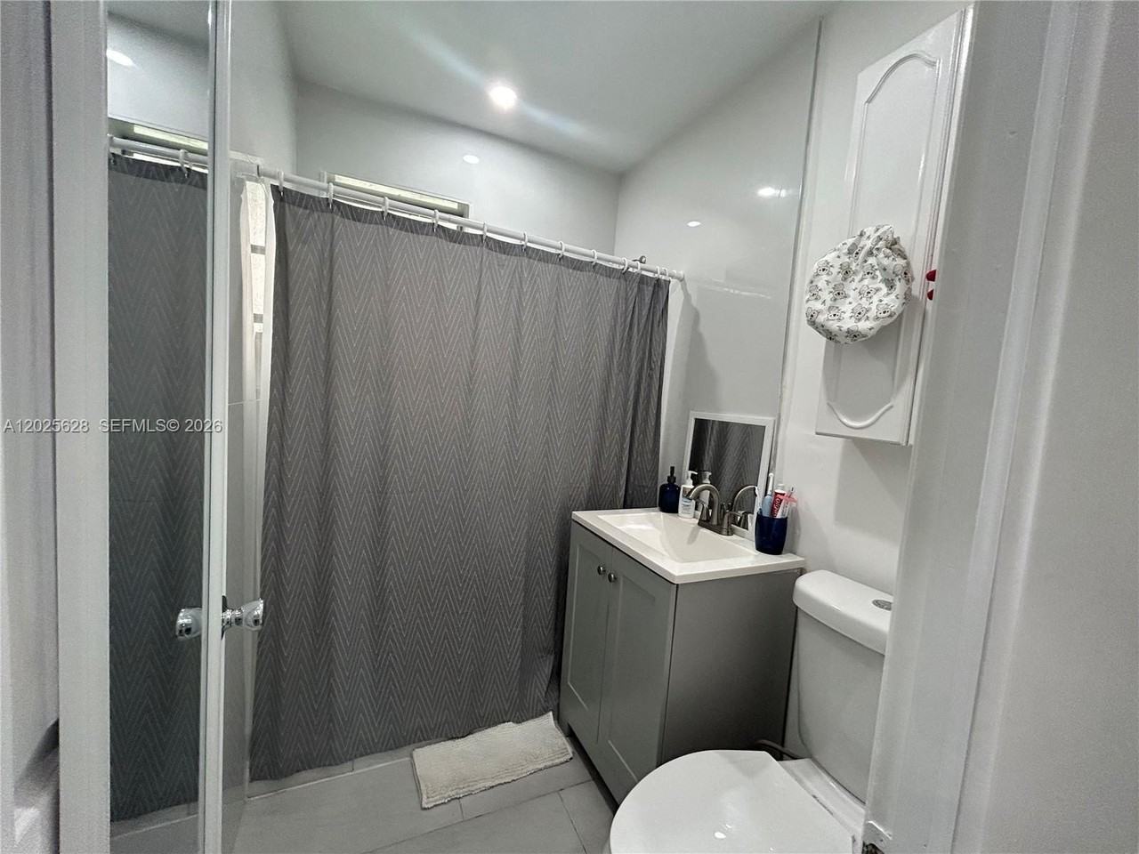 1019 Ne 17th Ter #4 - Photo 6 of 17