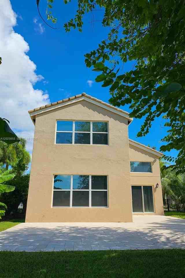 2950 Sw 163rd Ave #0 - Photo 6 of 29