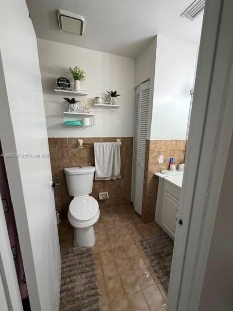 4424 W 12th Ln #7 - Photo 7 of 8