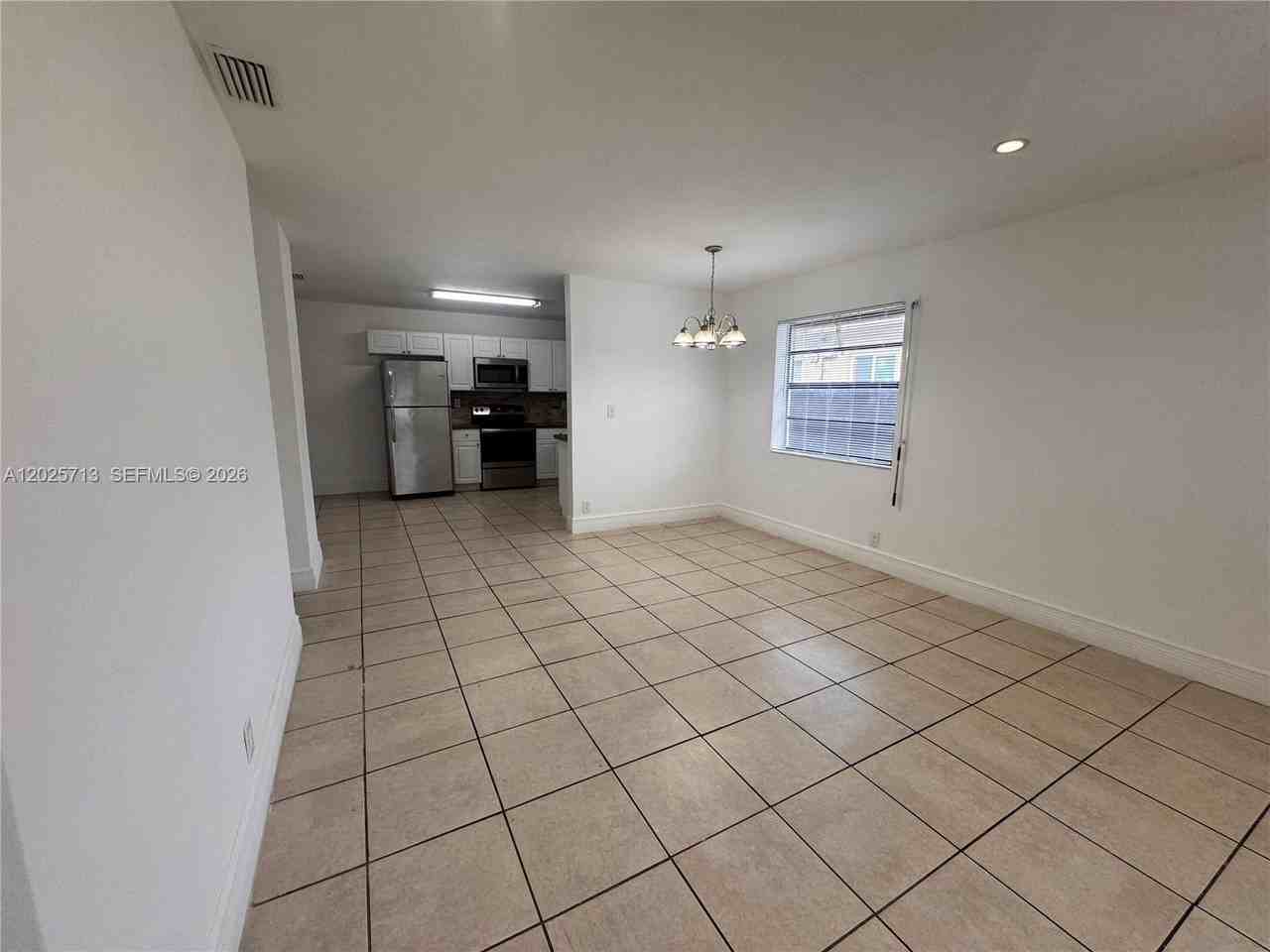 407 Nw 7th Ct #N - Photo 2 of 13