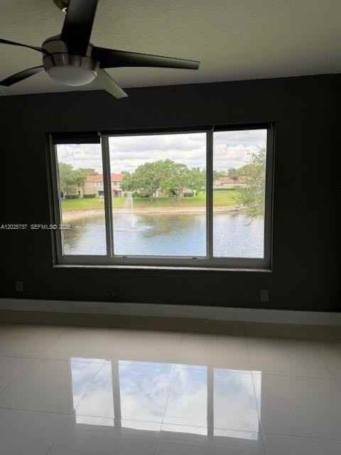 922 Twin Lakes Dr #922 - Photo 7 of 14