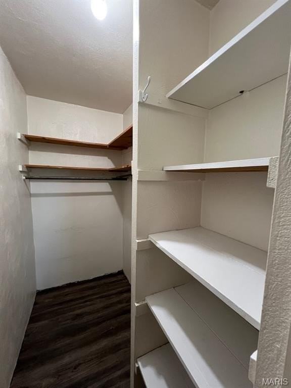 3706 Greenwood Blvd #20 - Photo 5 of 6