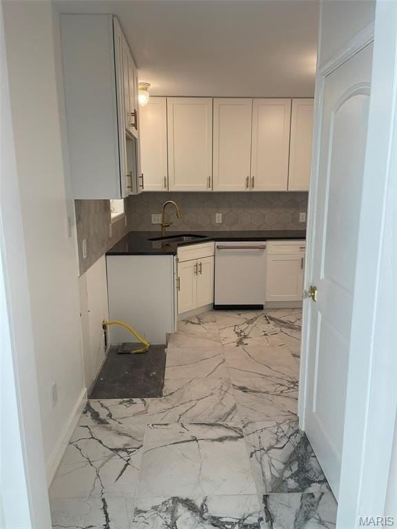 8638 Mayflower Ct - Photo 7 of 18
