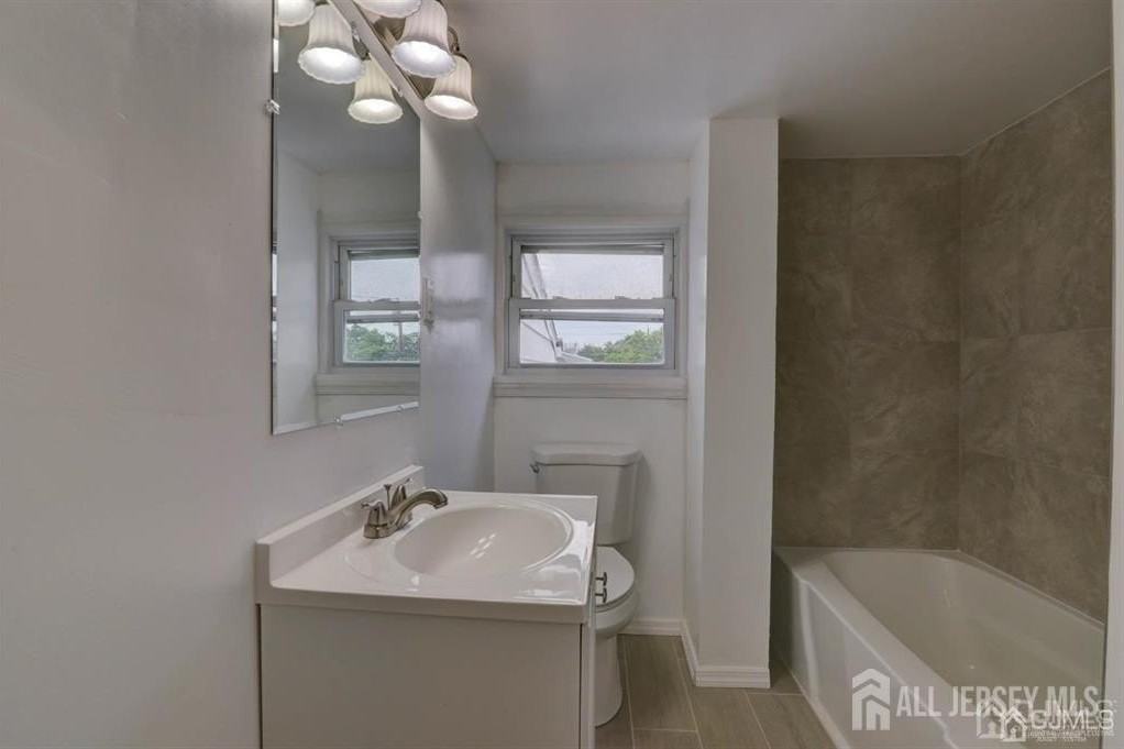 115 Pulaski Ave #B - Photo 4 of 5