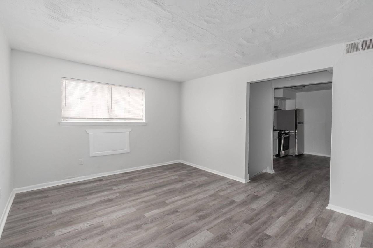 Germantown Apartments - Photo 7 of 17