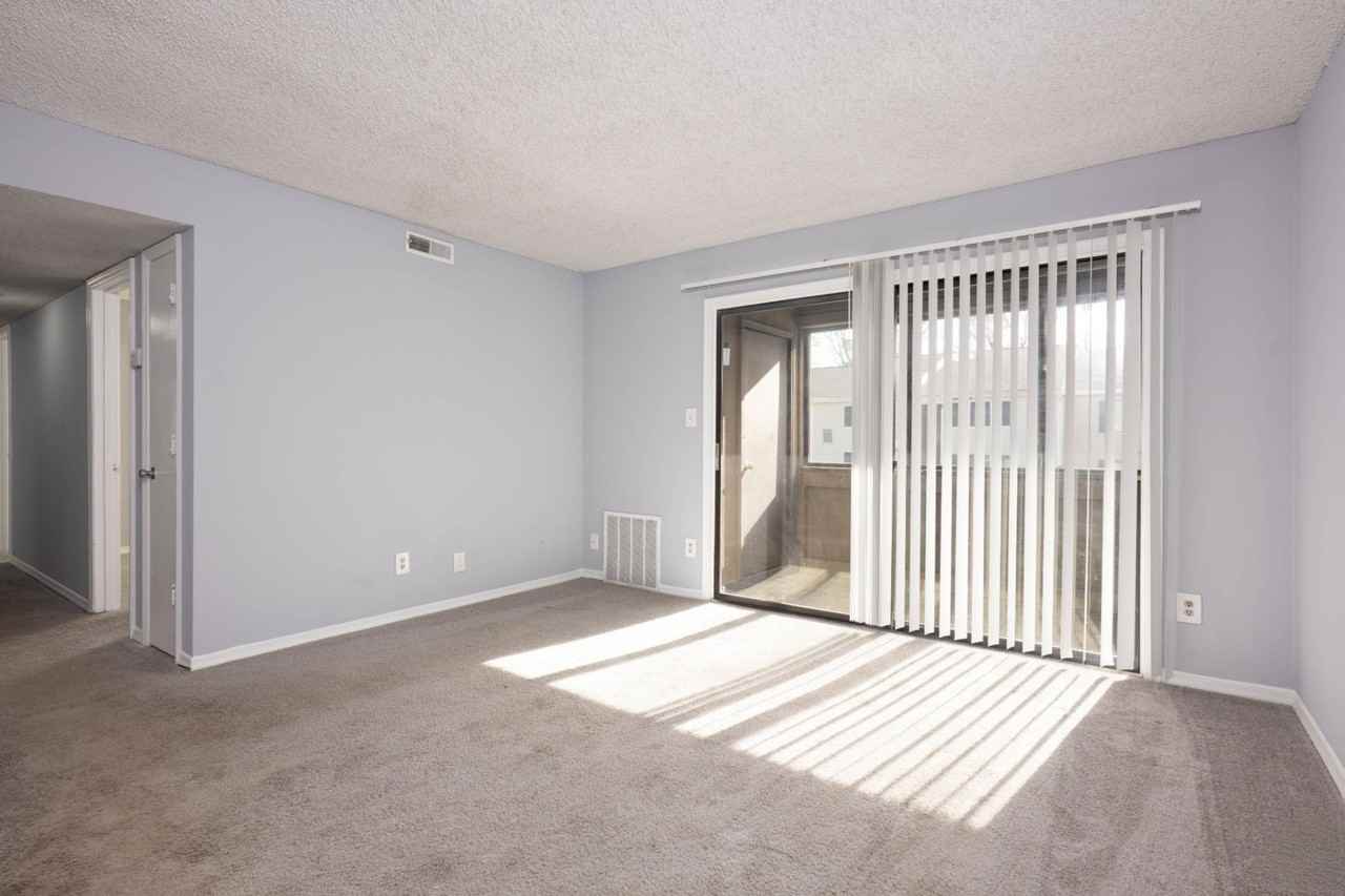 Legacy on Elm Apartments - Photo 3 of 16