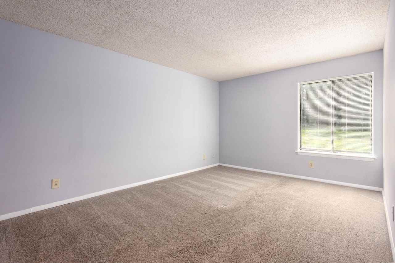 Legacy on Elm Apartments - Photo 6 of 16