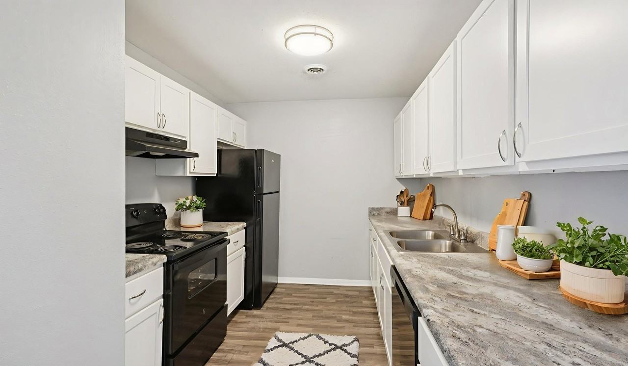 Legacy Pointe Apartments - Photo 7 of 21