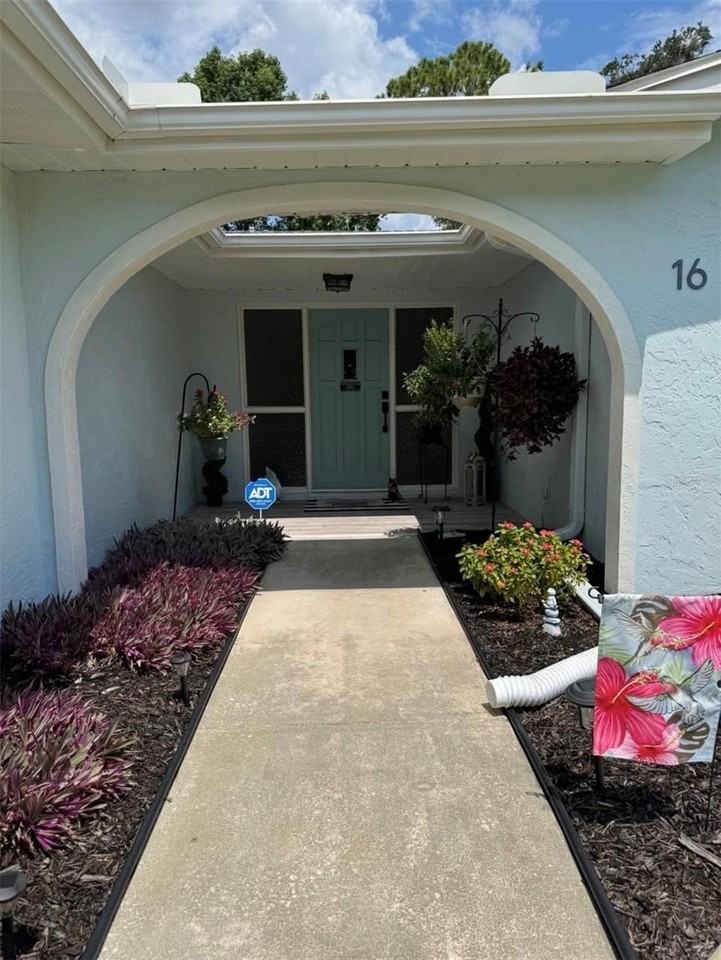 16 Courtney Pl - Photo 3 of 31