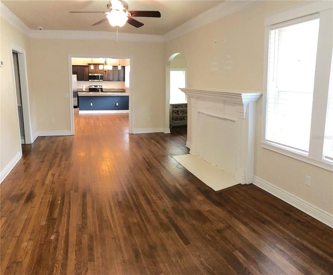 2060 Nw 3rd Ave - Photo 3 of 16