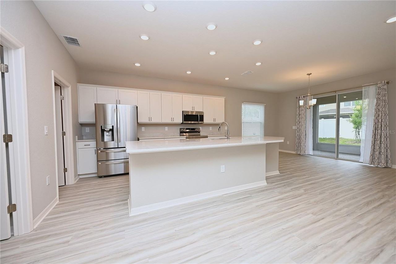 1731 Oceania Ave - Photo 3 of 47