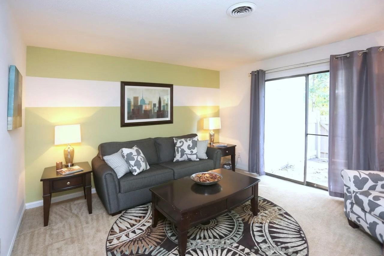 Residences at 1805 - Photo 3 of 20