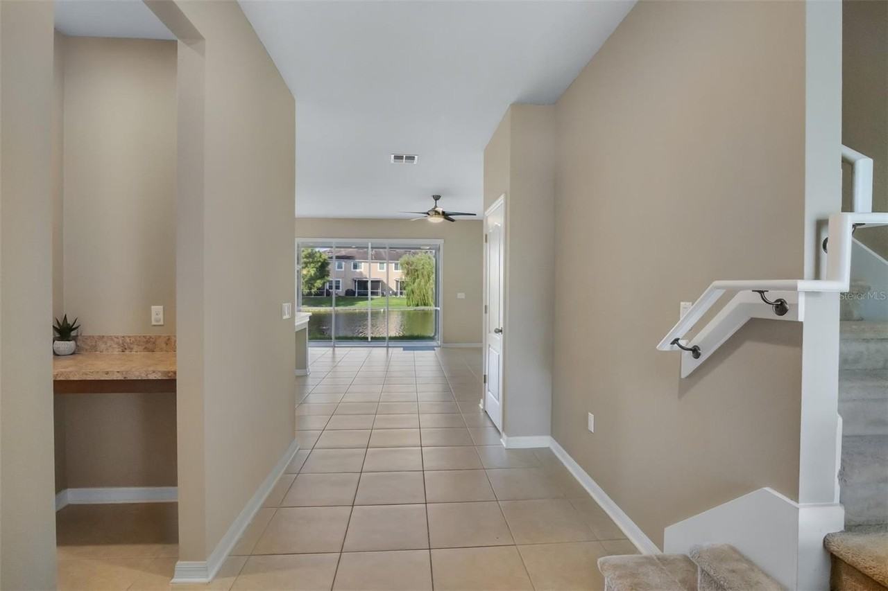 2752 River Landing Dr - Photo 4 of 36