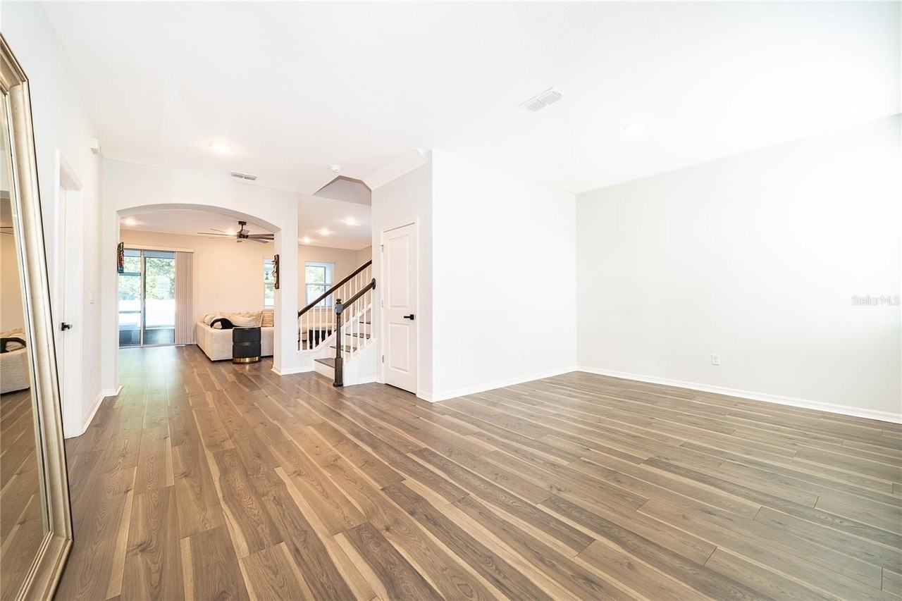 1468 Grassland Ave - Photo 6 of 41