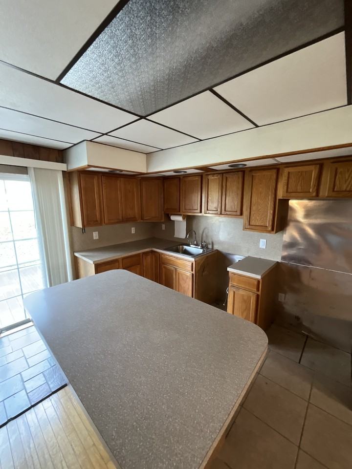 1614 Scott Rd #1 - Photo 3 of 11