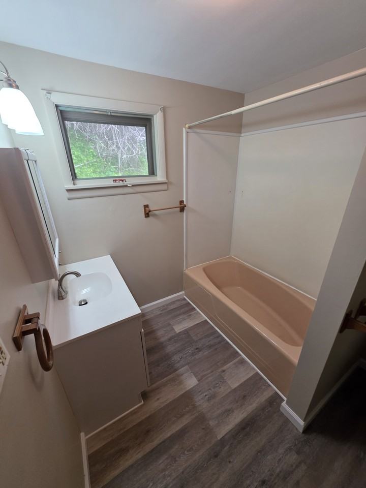 135 8th St #1 - Photo 3 of 5