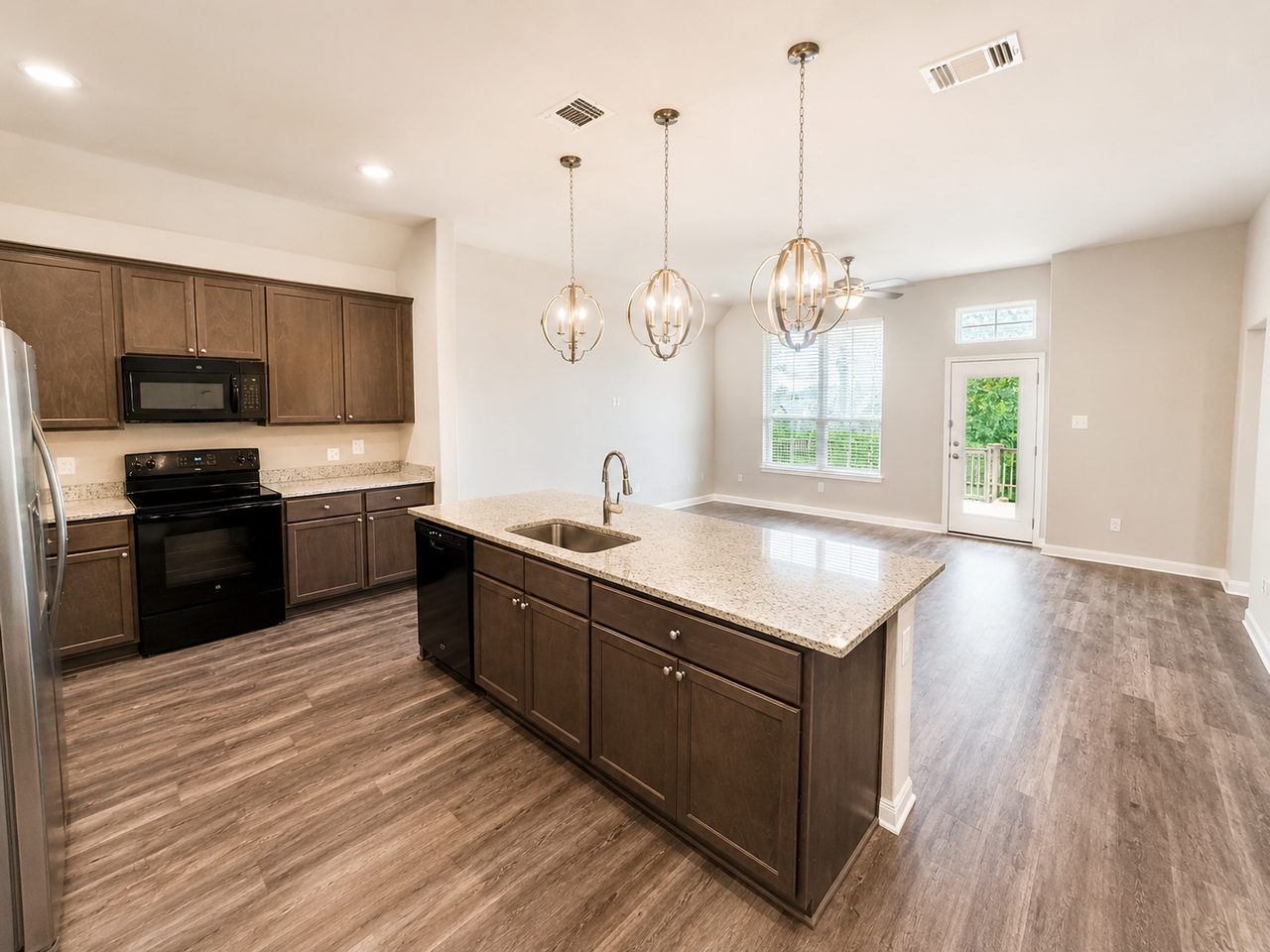4002 Aransas Dr #1 - Photo 5 of 26