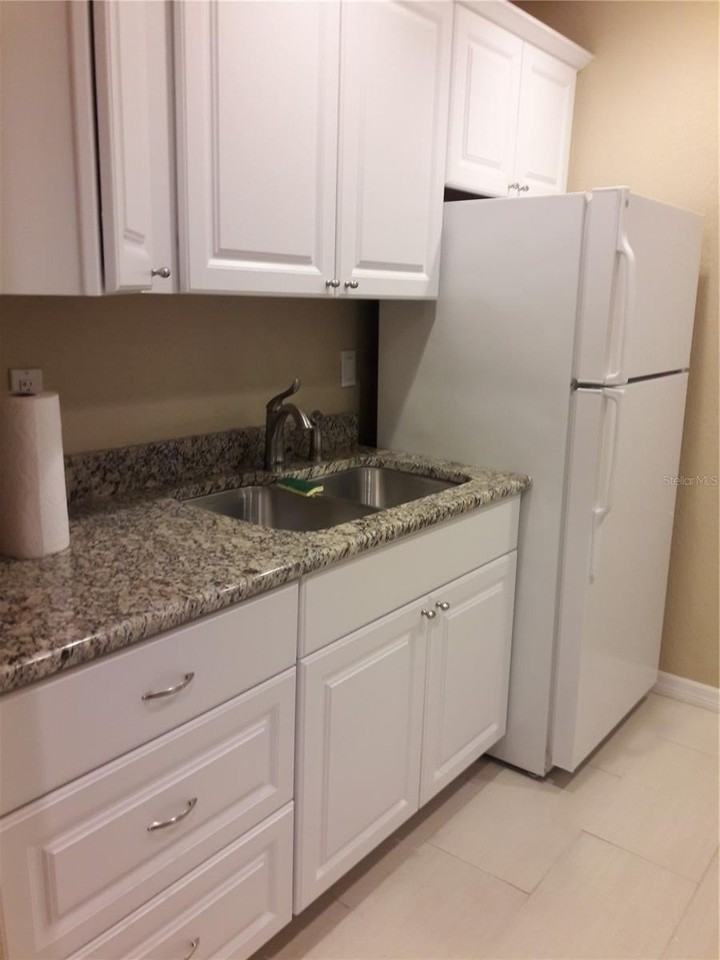 3282 S Semoran Blvd #24 - Photo 6 of 31