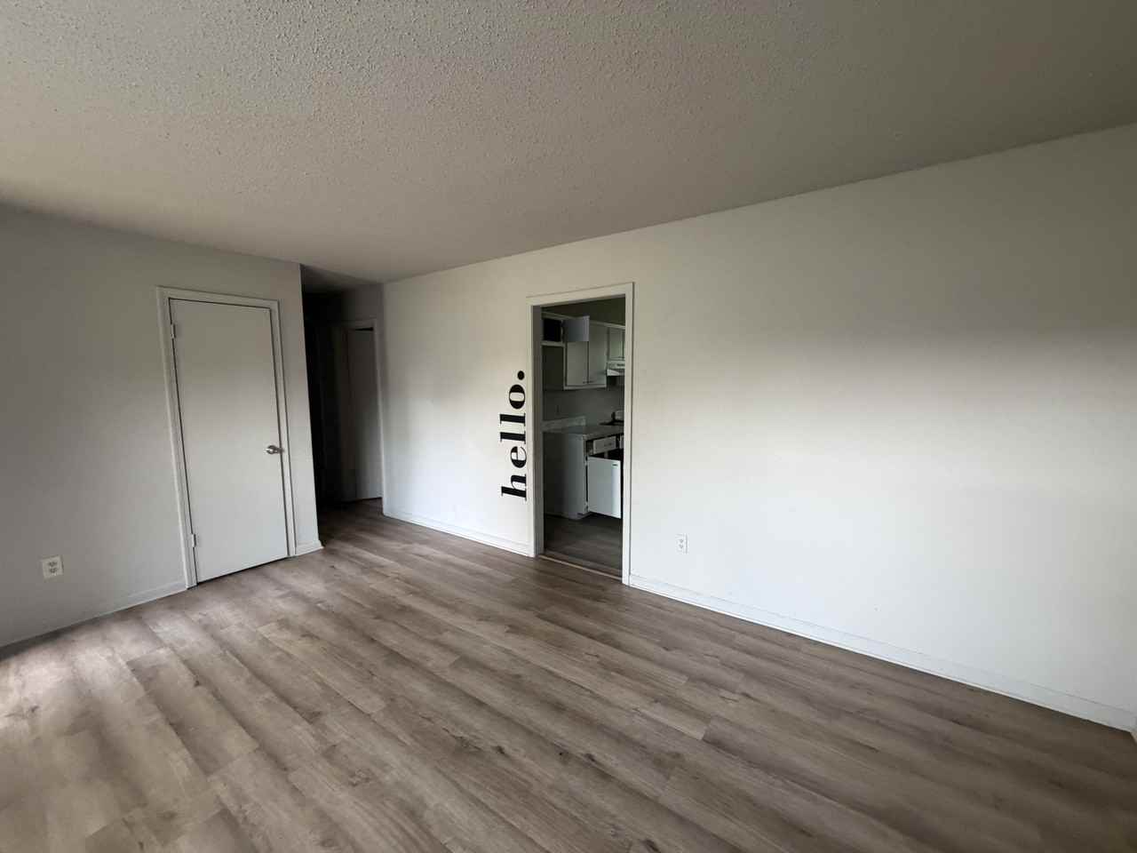 905 Maple Dr #1 - Photo 6 of 18