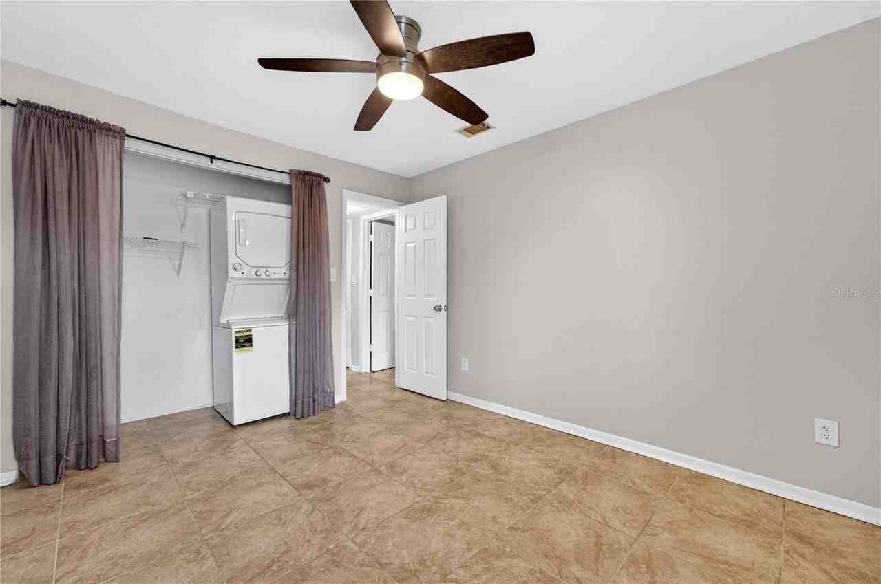 527 S Lincoln Ave #A104 - Photo 7 of 14