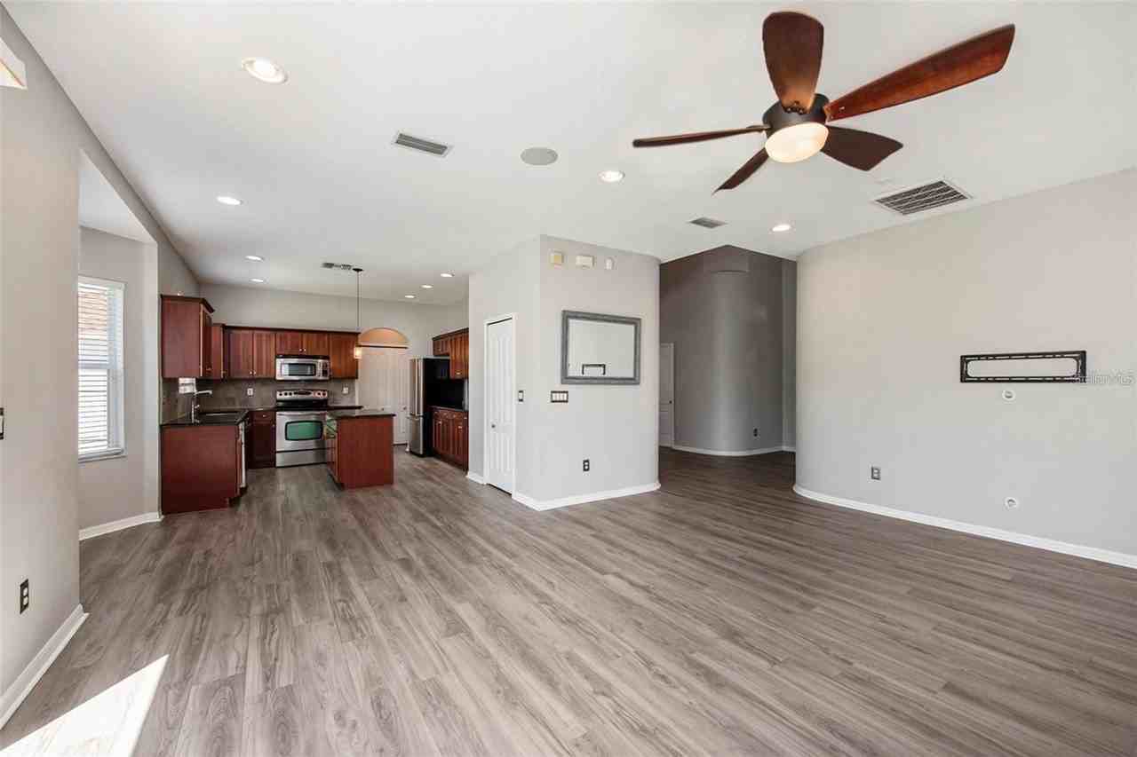 8207 Water Tower Dr - Photo 6 of 23