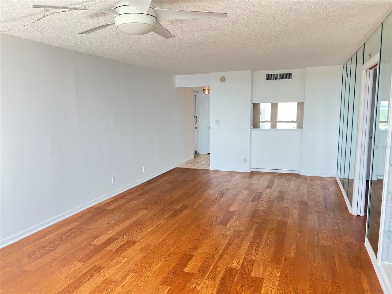 2616 Cove Cay Dr #701 - Photo 3 of 17