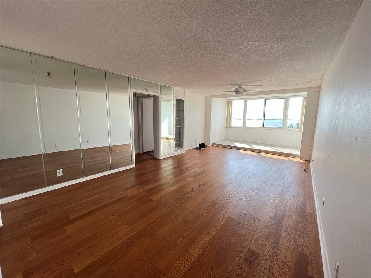 2616 Cove Cay Dr #701 - Photo 4 of 17