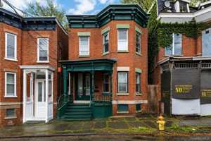 featured image of 37 Lutheran St